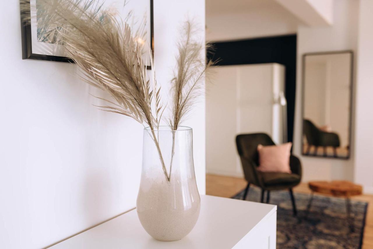 Flamingo Suites オラデア エクステリア 写真
