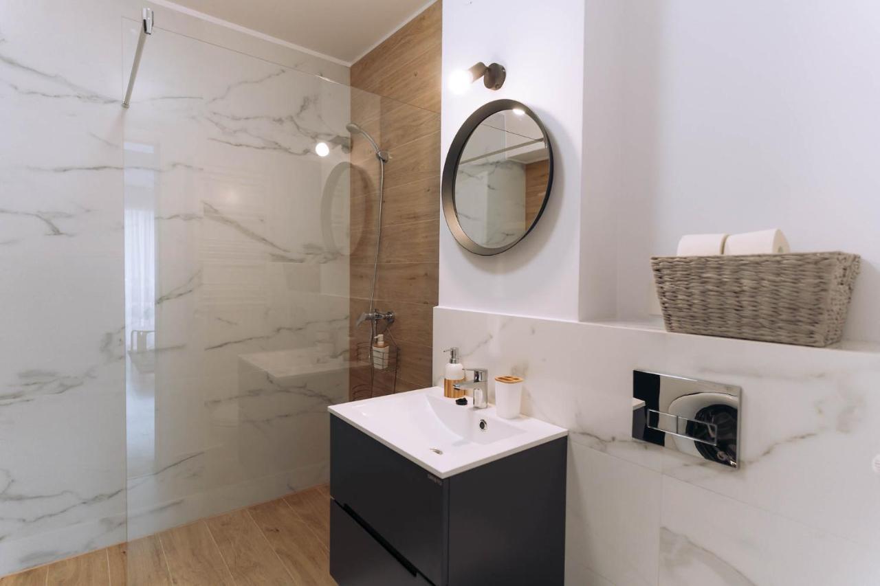 Flamingo Suites オラデア エクステリア 写真
